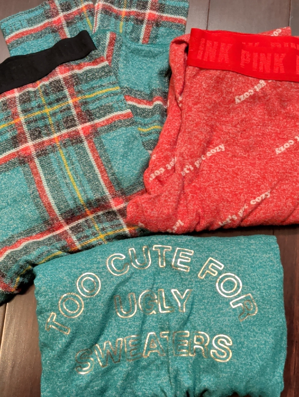 PINK Victoria's Secret Green Plaid & Red SOFT Cozy PJ Jogger Set